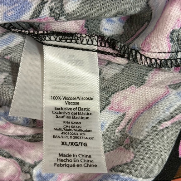 Sofia Jeans by Sofia Vergara Sleeveless Abstract Pink  V-Neck Blouse, Size XL - Picture 7 of 9